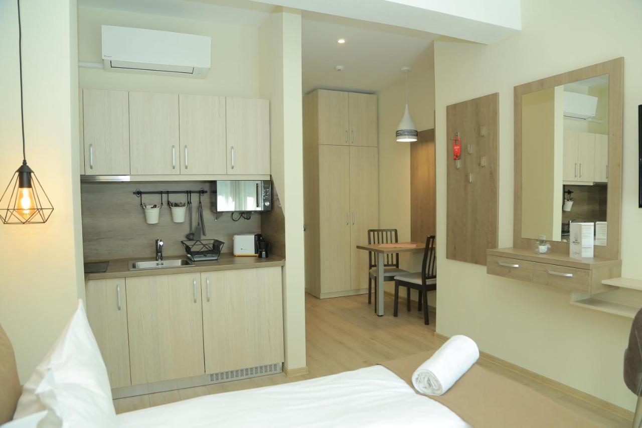 ソバタ Amethyst Bed & Breakfast エクステリア 写真