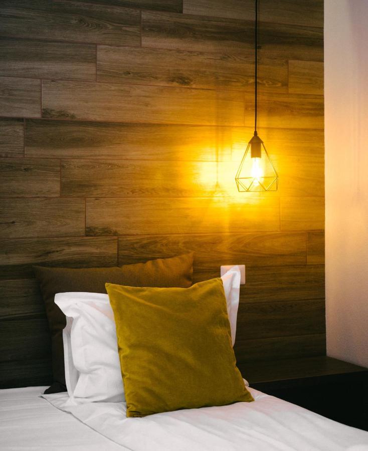 ソバタ Amethyst Bed & Breakfast エクステリア 写真